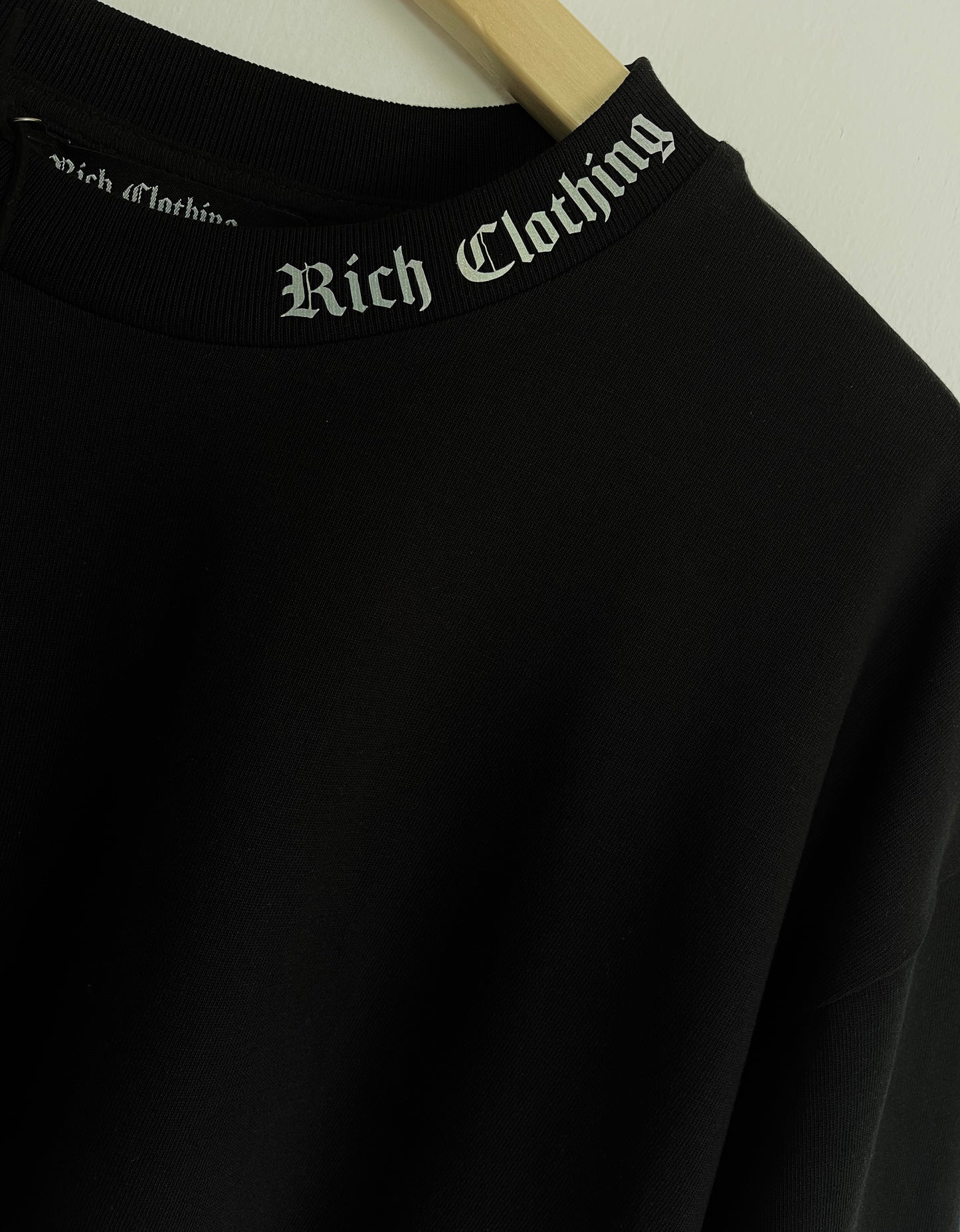 Camiseta clásica cuello