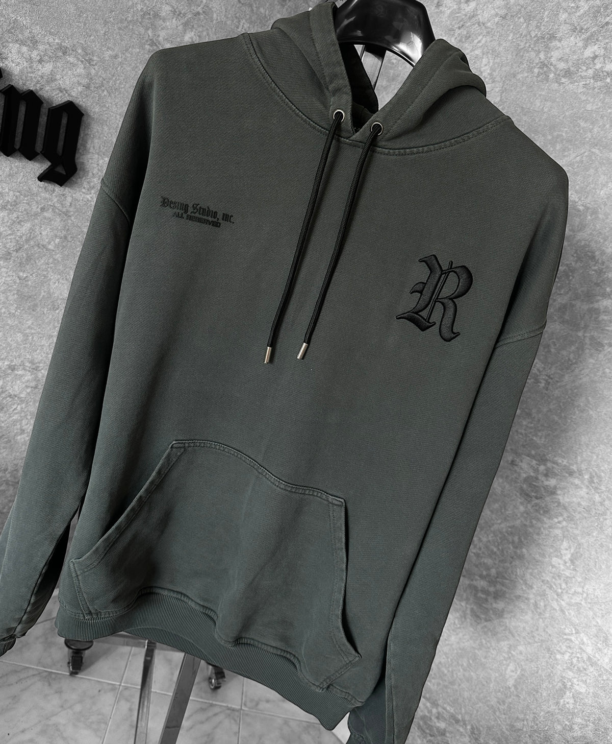Hoodie essential R