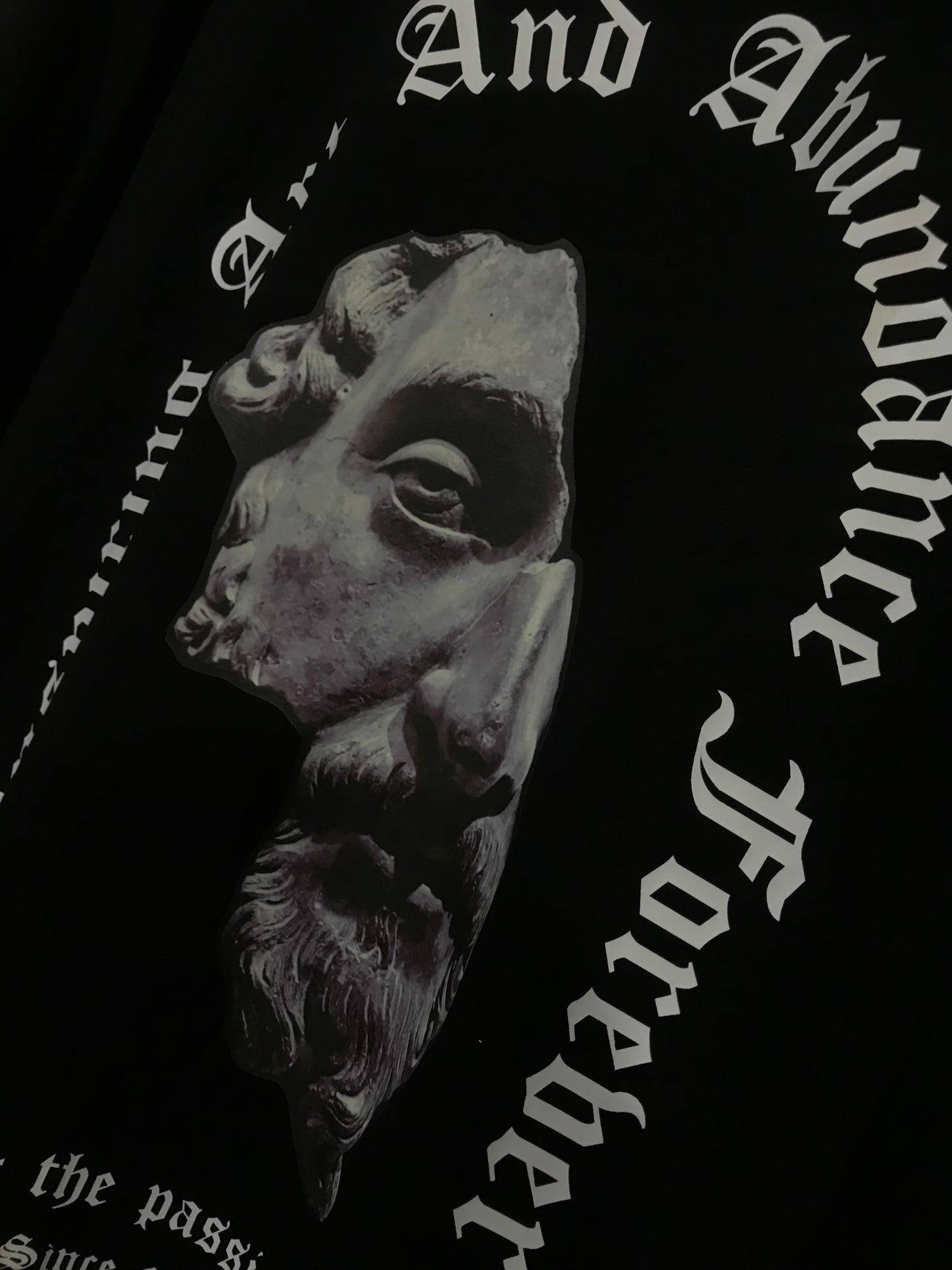 Camiseta Abundance RICH - Negra