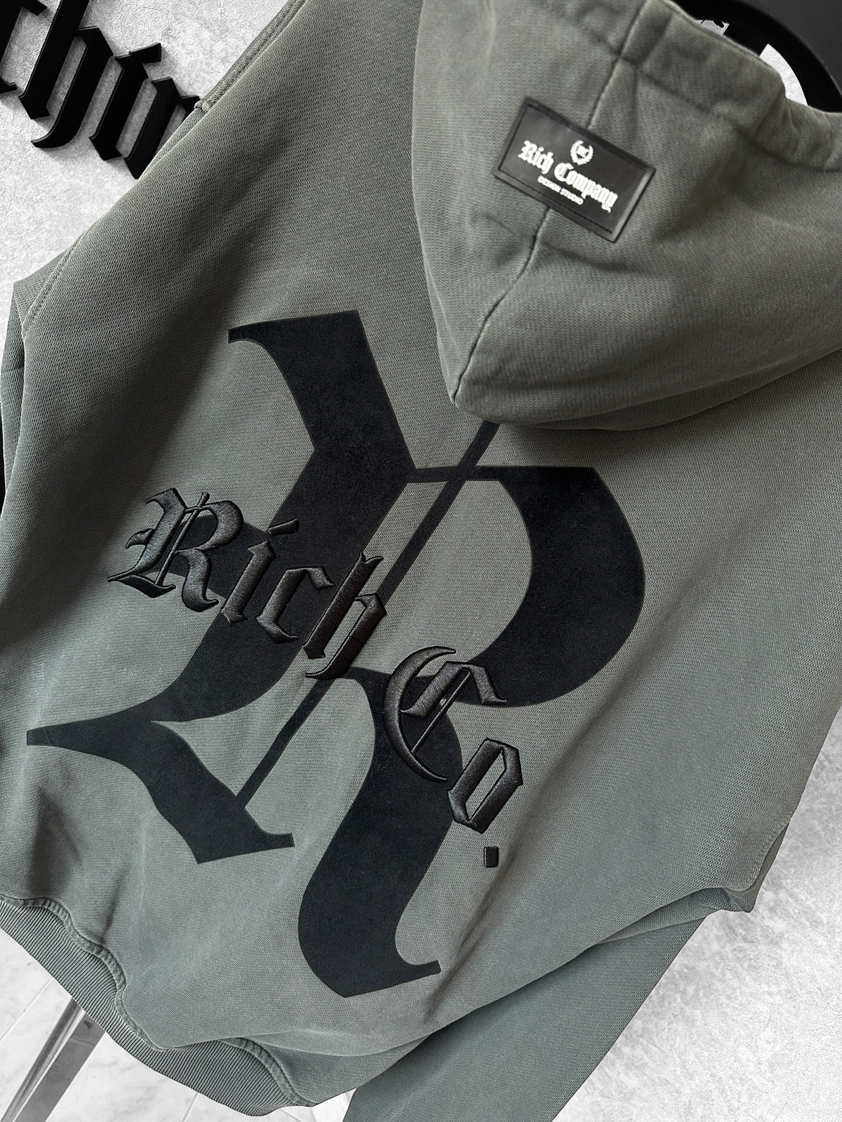 Hoodie essential R